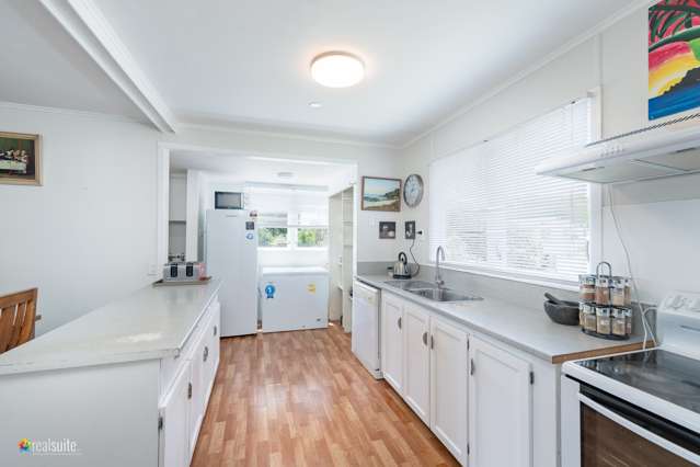 161 Warspite Avenue Waitangirua_3