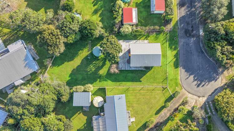 2 Stingray Crescent Whiritoa_18