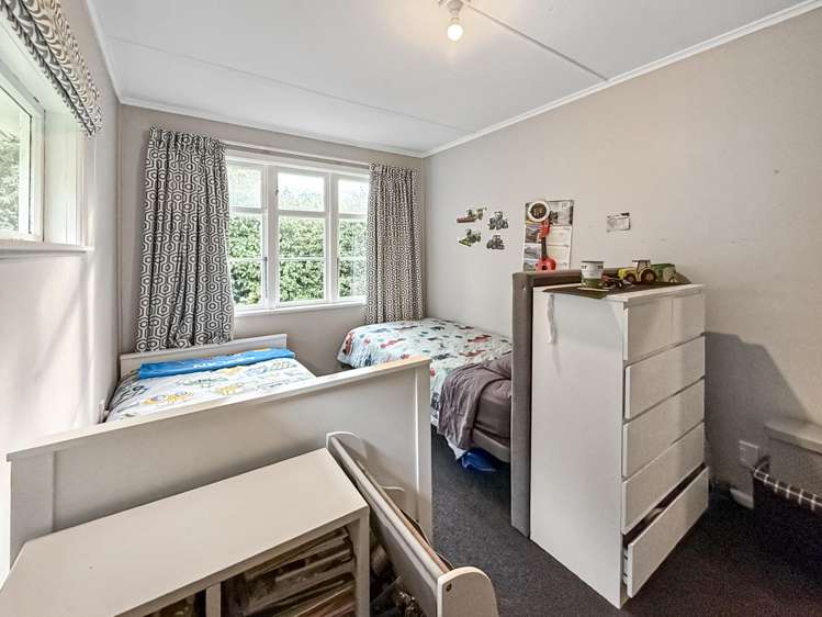 2732 Kimbolton Road Kimbolton_16