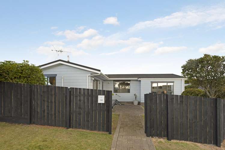 160 Mark Avenue Grenada Village_12