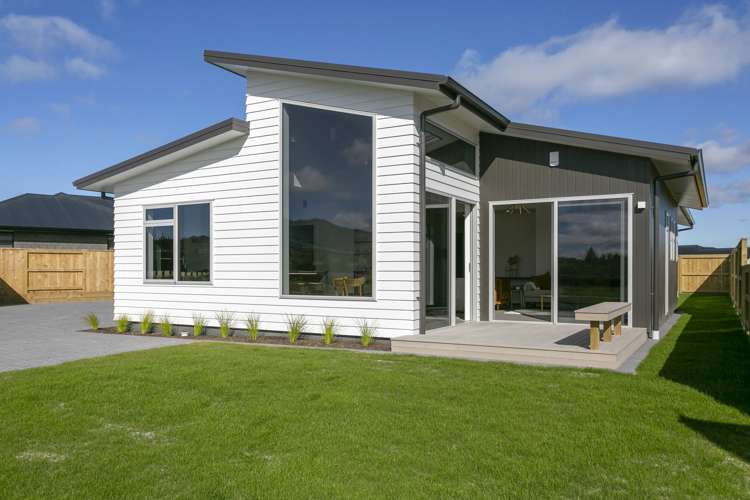 24 Raupo Crescent Wharewaka_1