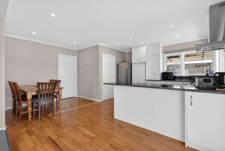 24 Castlerea Street Wainuiomata_7