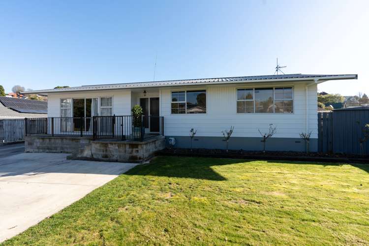 96 Aberdeen Drive Dinsdale_25