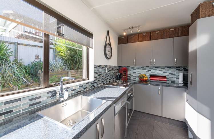 271 Annesbrook Drive Annesbrook_8