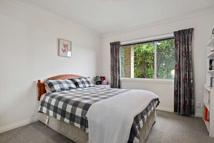 25 Farringdon Avenue Rototuna North_15