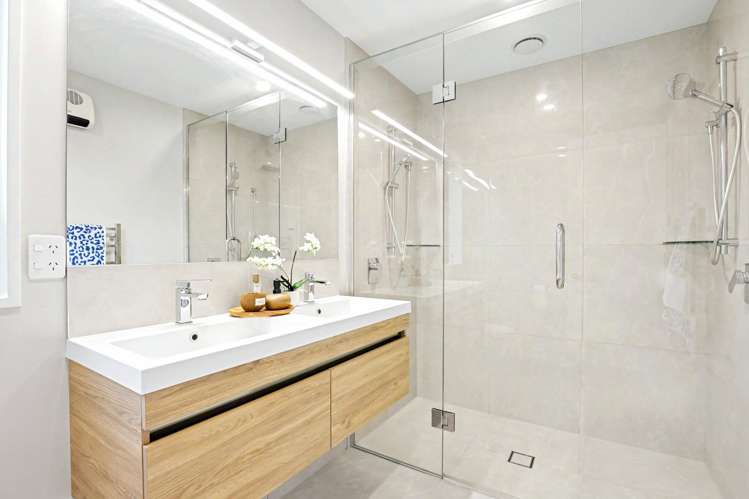 6 Kirkland Crescent Harewood_12