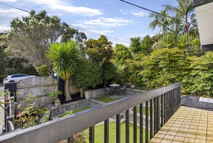 86 Aeroview Drive Beach Haven_21