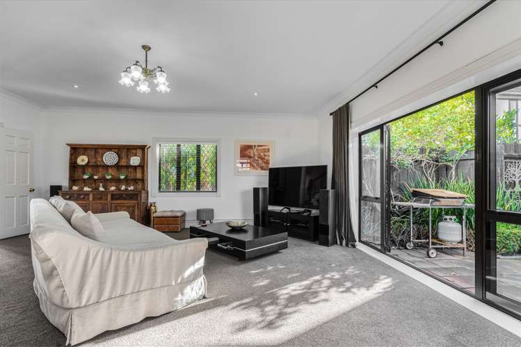 2/67 Brighton Road Parnell_9