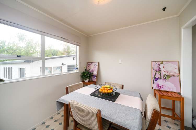 29 Ferndale Place Feilding_7