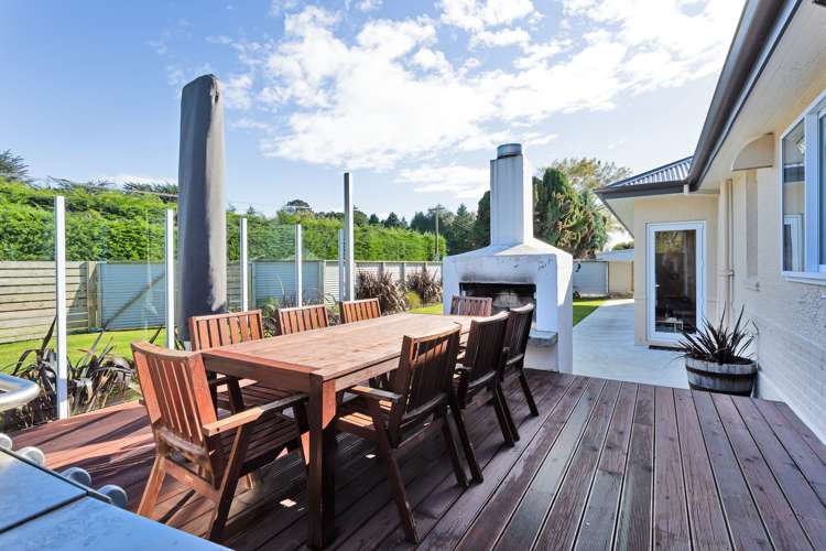 223 Roslyn Road Roslyn Bush_14