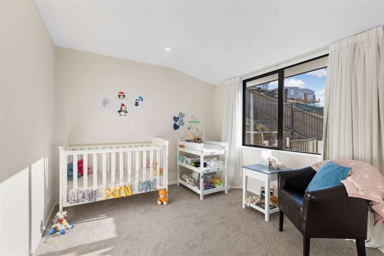 11 Round Hill Rise Cracroft_20