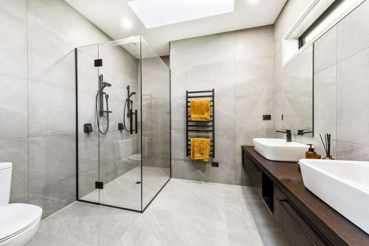 195 Batty Road Kingseat_21