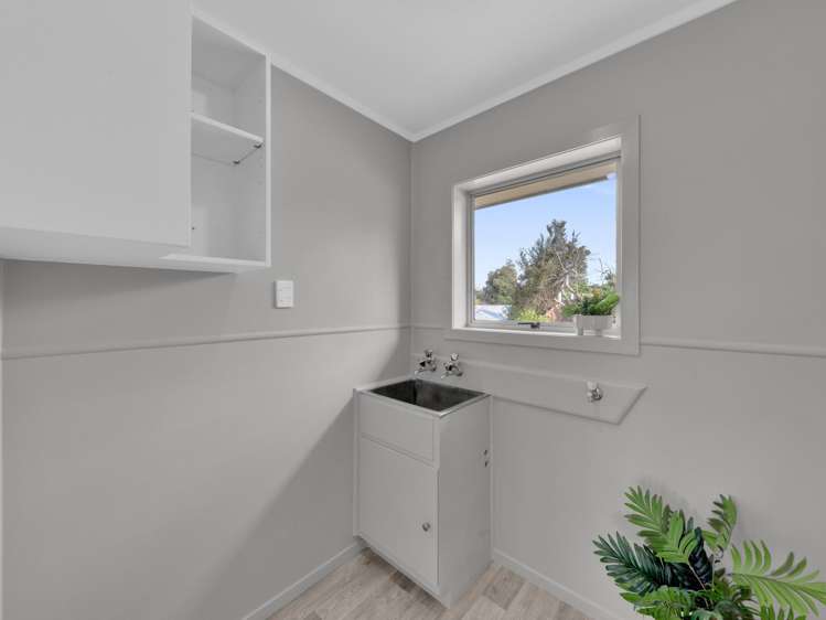 15 Maple Avenue Dinsdale_17