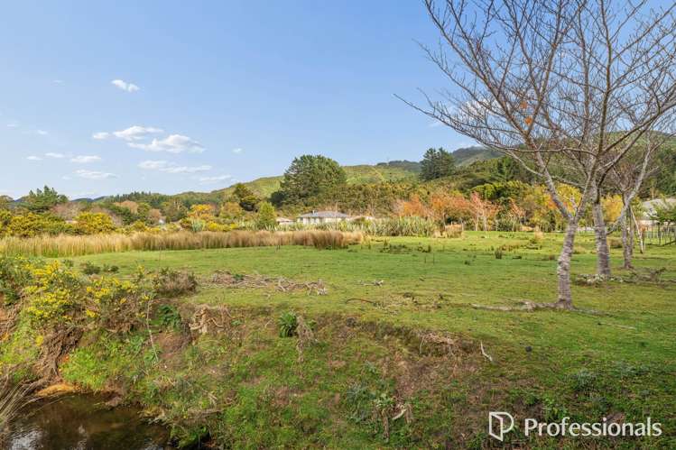 157 Upper Fitzherbert Road Wainuiomata_24
