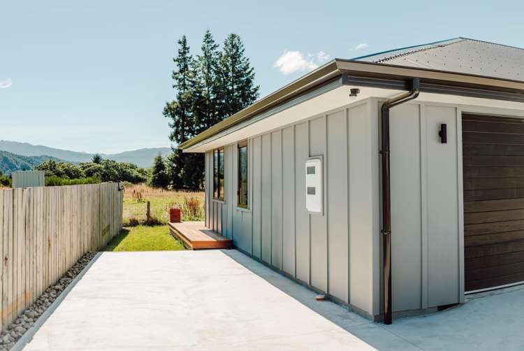 5 Wicken Place Reefton_19