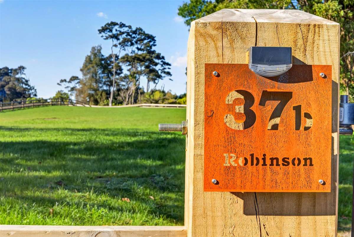 37B Robinson Road_0