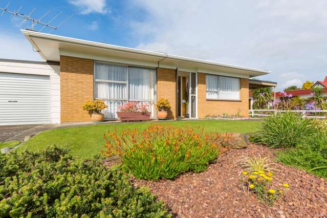 23b Racecourse Road Waiuku_1