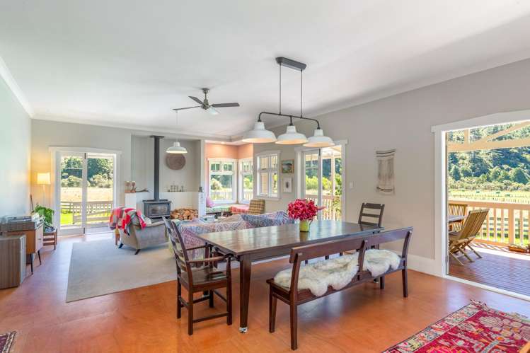 808 Whitemans Valley Road Whitemans Valley_16