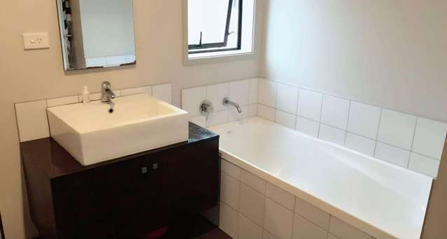 223/172 McLeod Road Te Atatu South_2