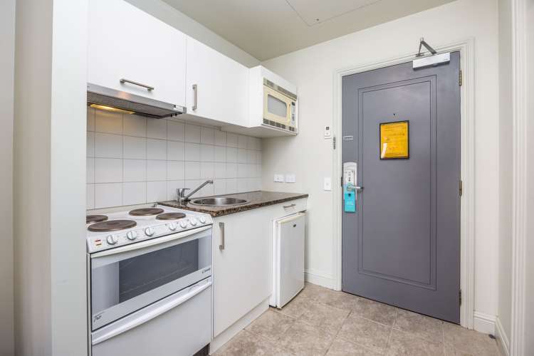 1007/22 Nelson Street Auckland Central_7