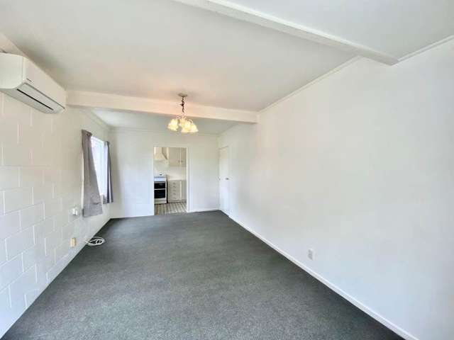 2/10 Marlene Avenue Te Atatu South_2