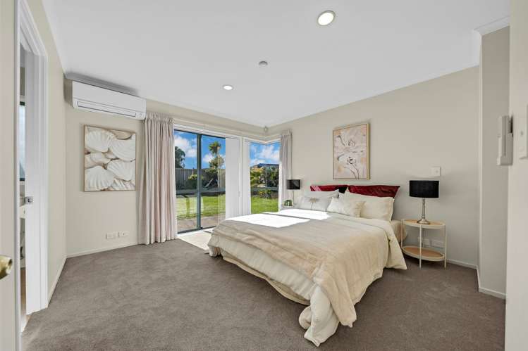 3 Russett Grove Henderson_13