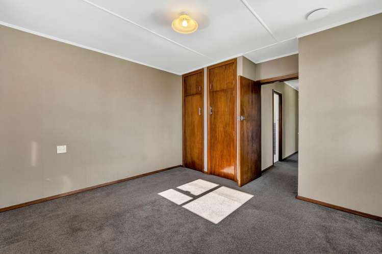 8 Douglas Street Hawera_11