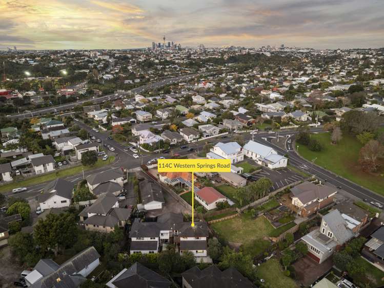 114c Western Springs Road Morningside_18