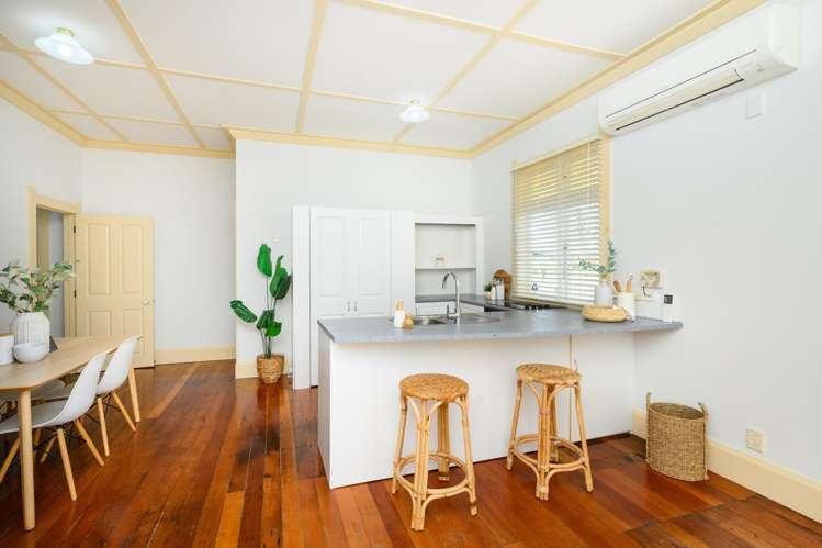 123 Riverside Drive Parahaki_7