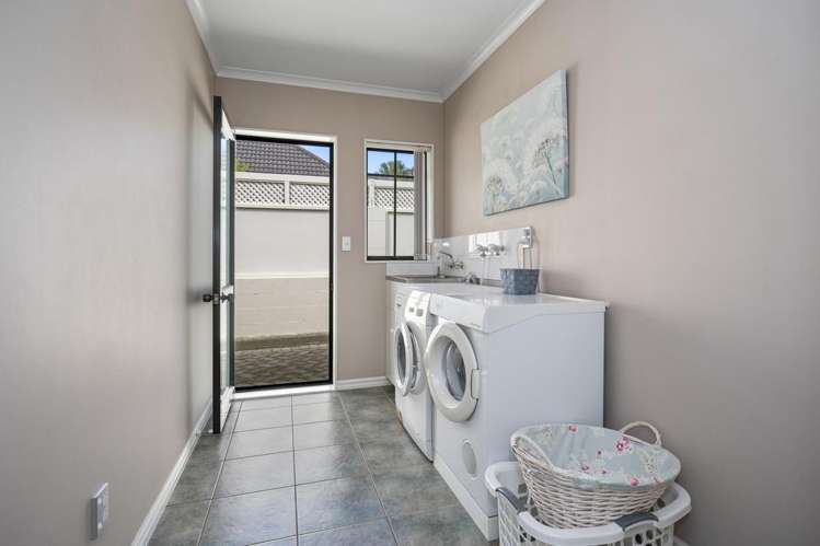 6 Huntington Drive Bethlehem_24