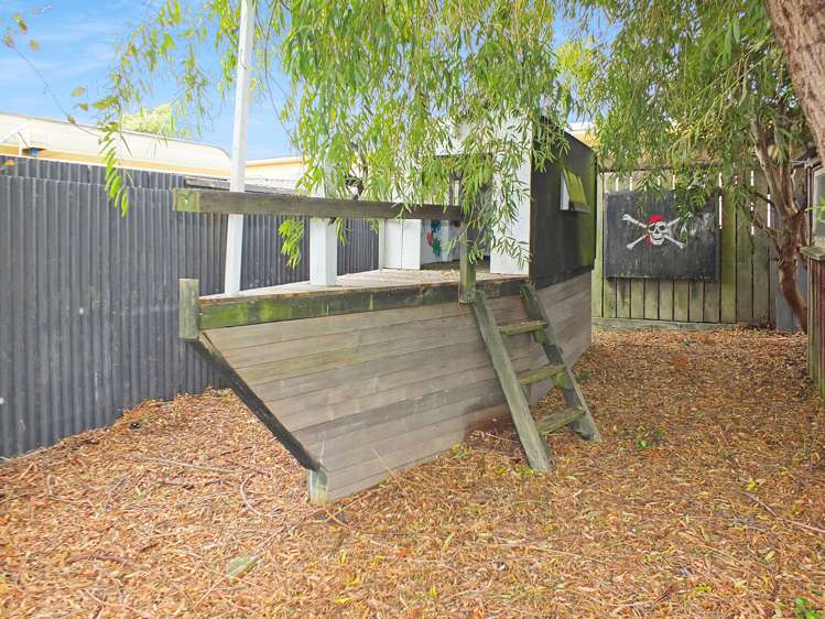 4 Andresen Street Foxton Beach_22