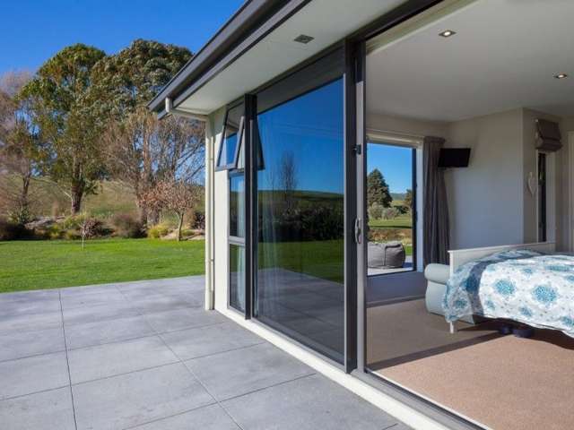 4 Bradleigh Park Fairhall_2