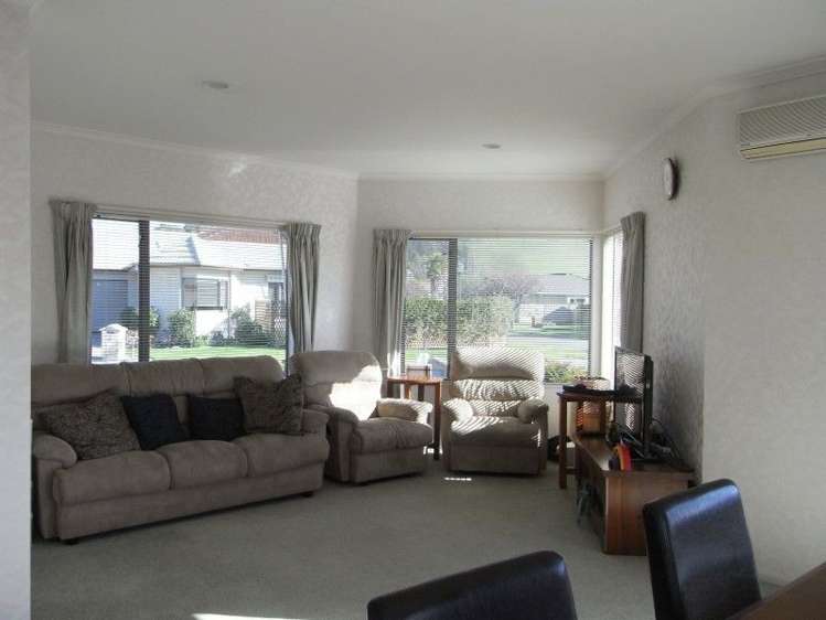 16 Claridge Place Taradale_3