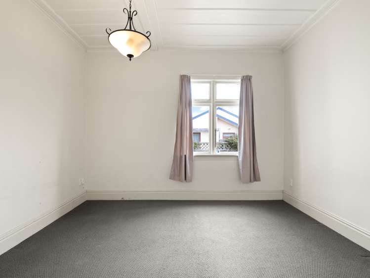 5 Carlyle Road Mosgiel_11