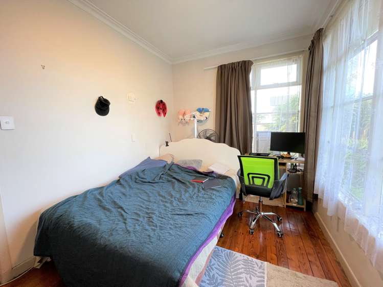 1/1 Hazel Avenue Mount Roskill_8