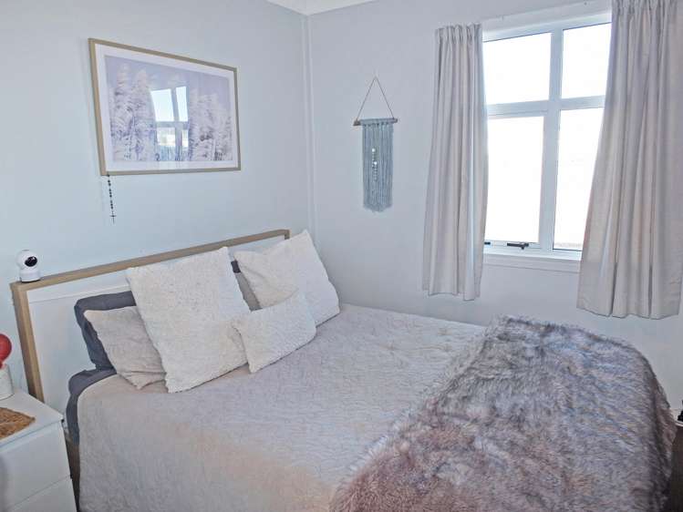 5 Huia Street Foxton Beach_15