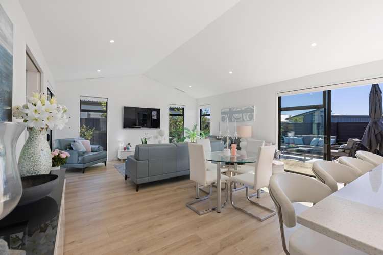 52 Manakura Street Russley_1