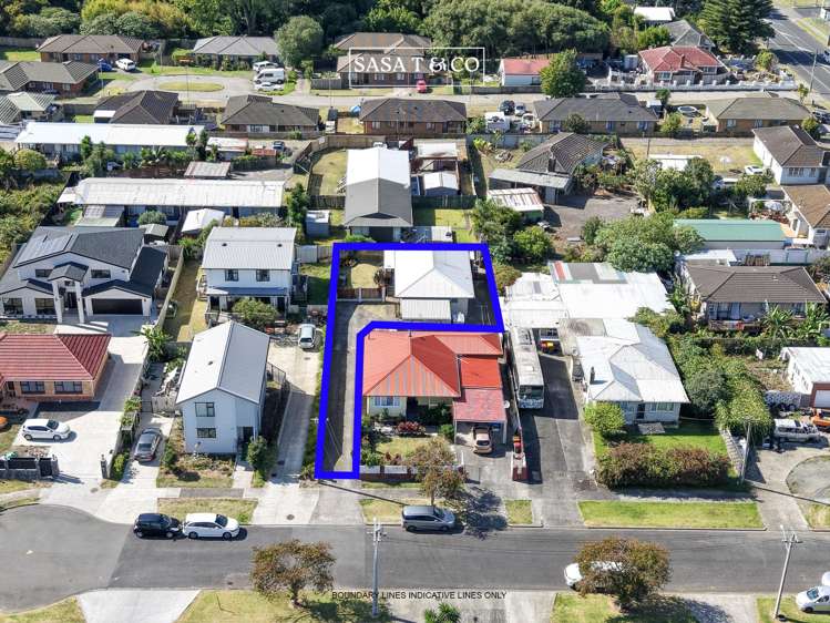 2/4 Colin Street Mangere_17