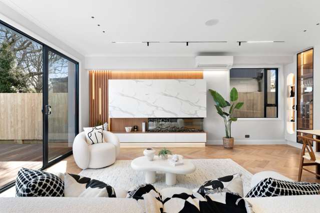 Brand New 5-Bed in Double Grammar Zone