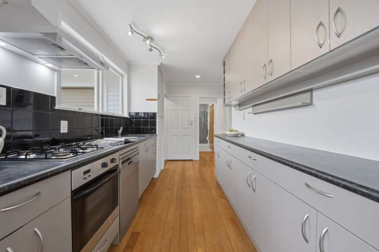 118 Moore Street Howick_16