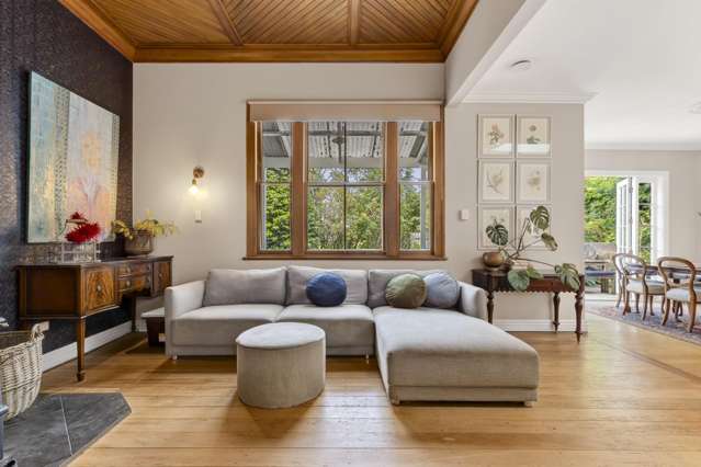 55 Packard Road Motupipi_3