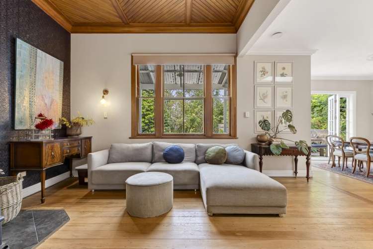 55 Packard Road Motupipi_3