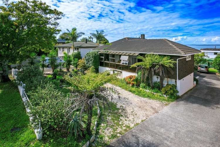 95 East Coast Road Castor Bay_19