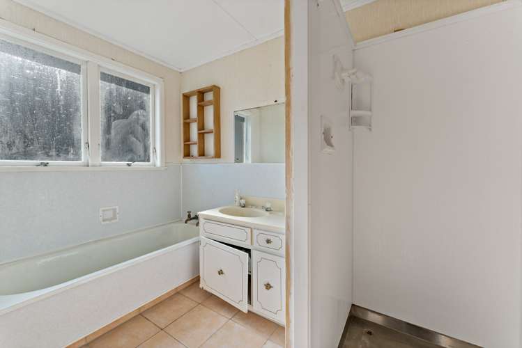 73 Miller Road Mangere Bridge_9