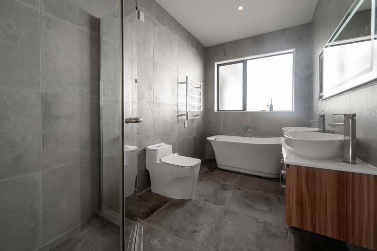 2 Gemscott Crescent Huapai_18