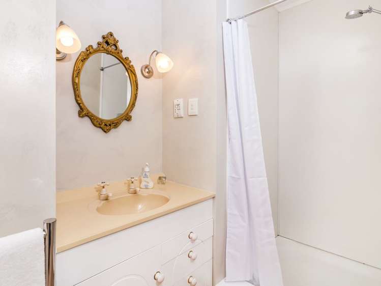 2/40 Puriri Street Hilltop_8