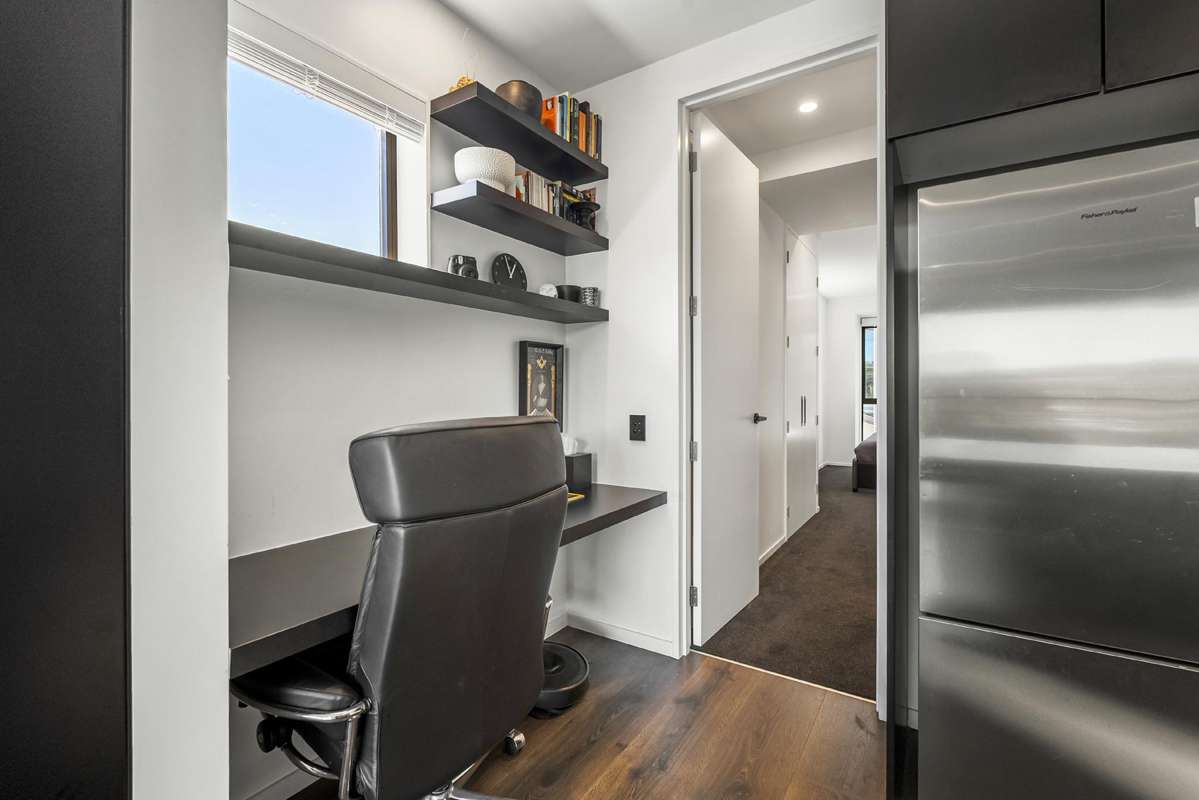 601/6 Dock Street_5
