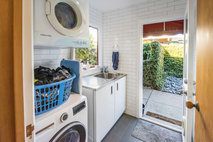 8a Wicklow Road Narrow Neck_24