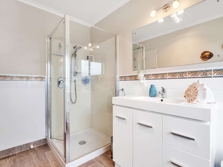 52 Paul Street Pukehangi_18