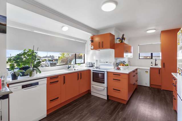 1/200 Otipua Road West End_3